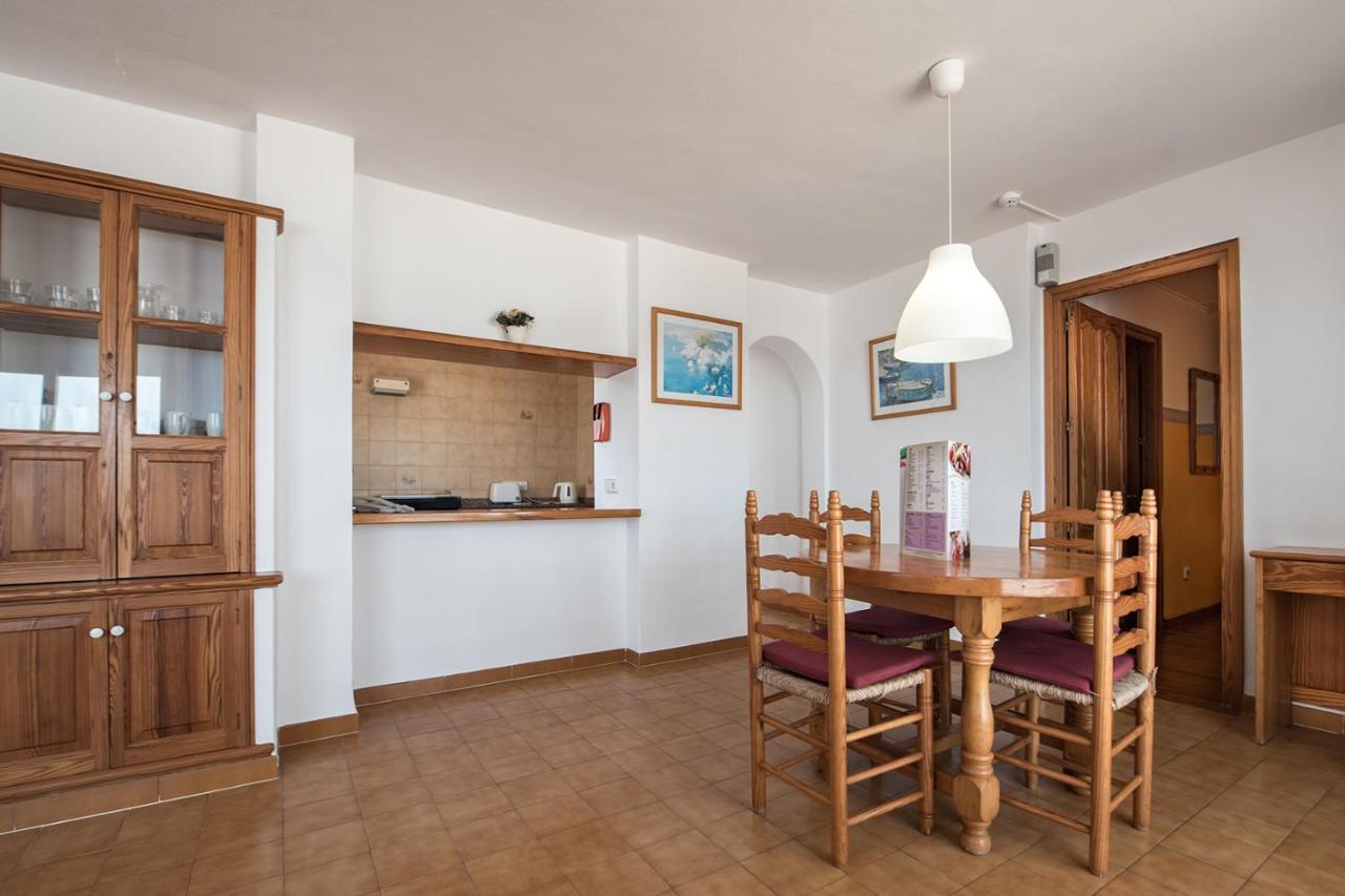 Apartamentos Es Cane Es Canar  Luaran gambar