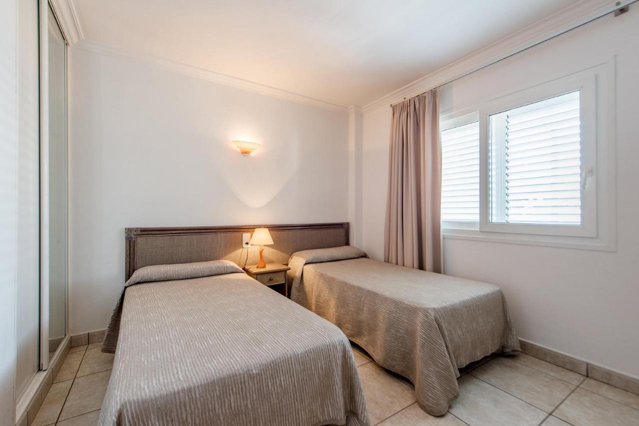 Apartamentos Es Cane Es Canar  Luaran gambar